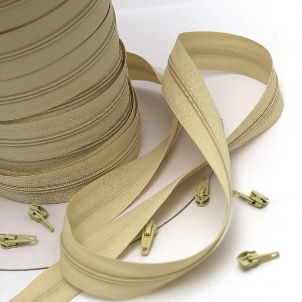 No 3 Continuous Zipping - in CREAM