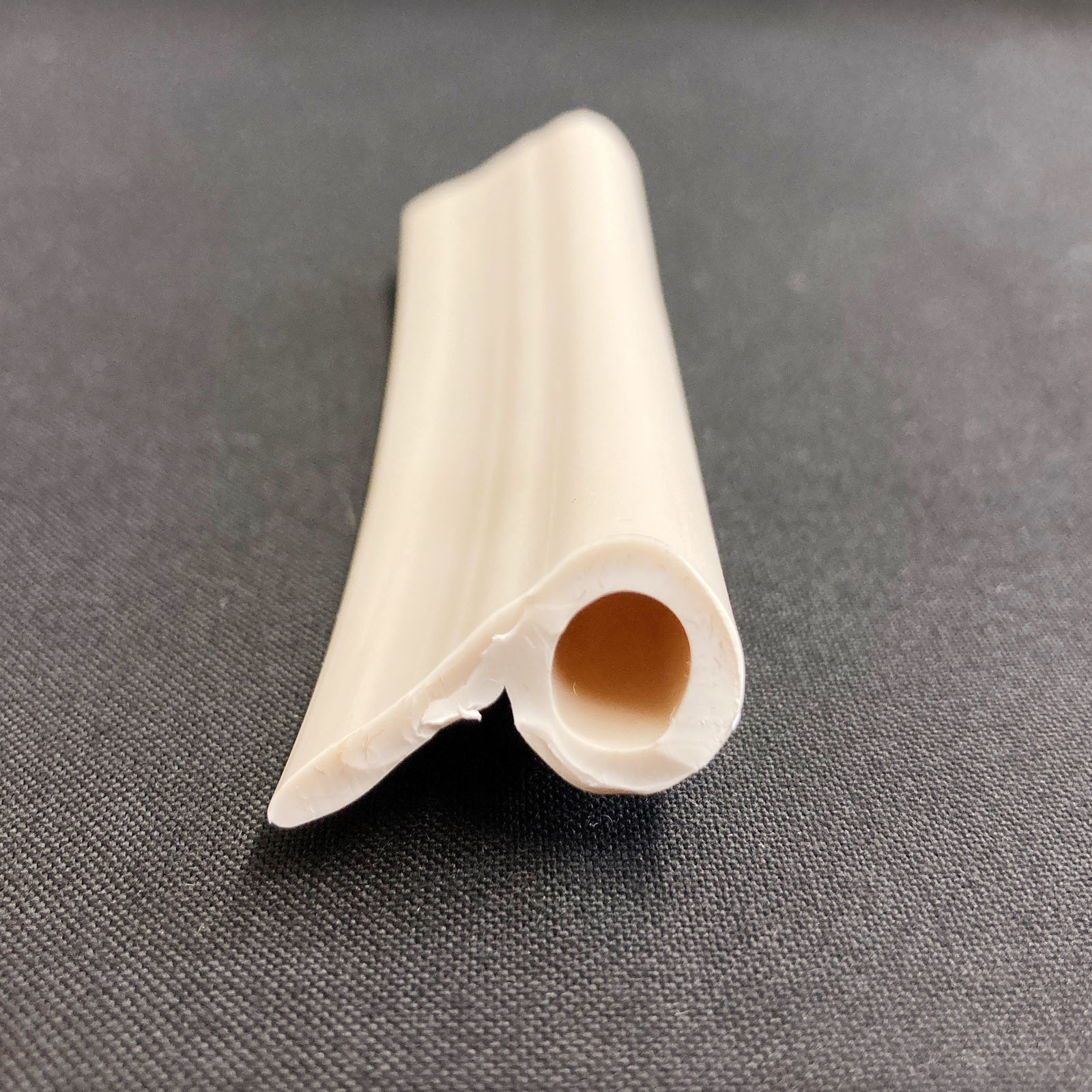 Plastic Edge Roll (profile)